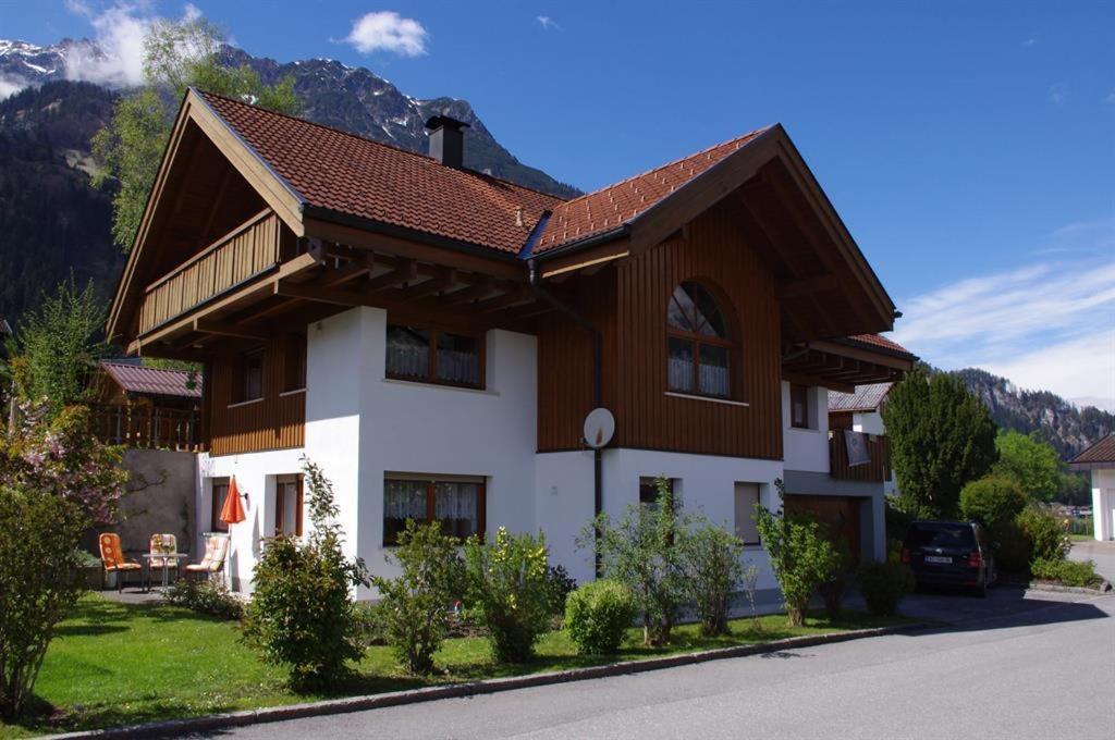 ואנדאנס Ferienwohnung Bitschnau Ulrike מראה חיצוני תמונה